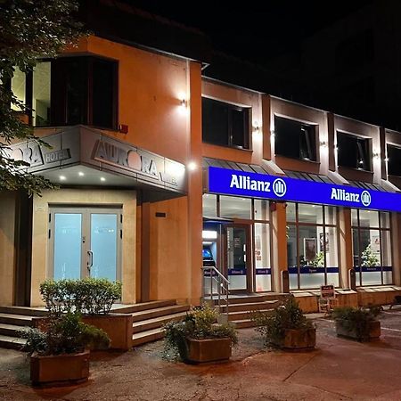 Хотел Аврора Haskovo Buitenkant foto