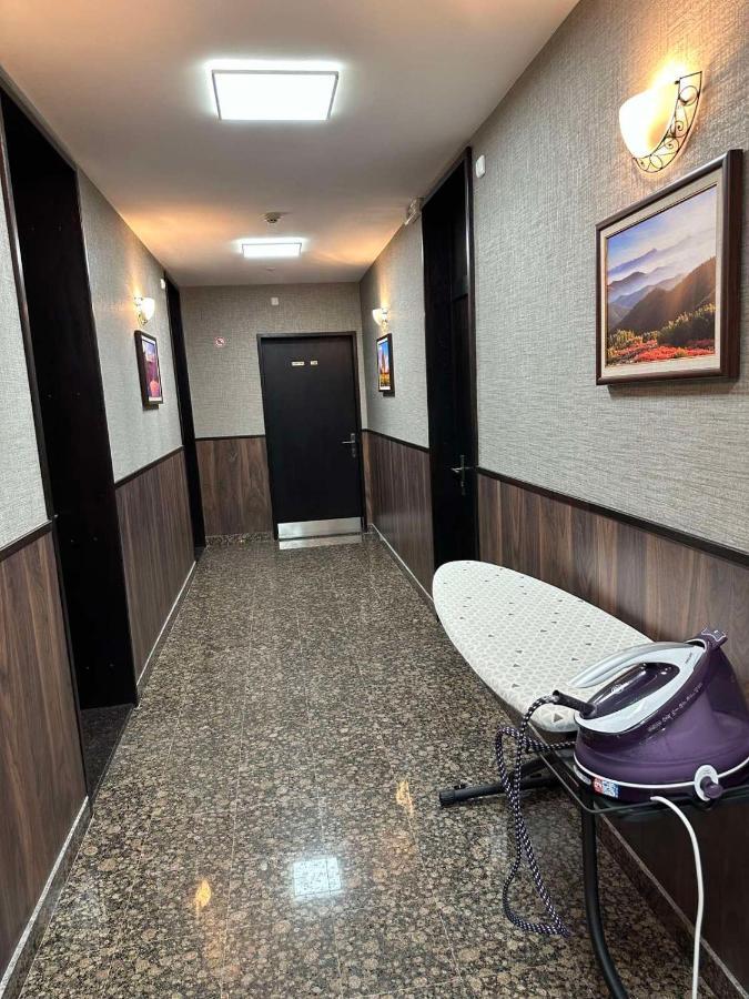 Хотел Аврора Haskovo Buitenkant foto